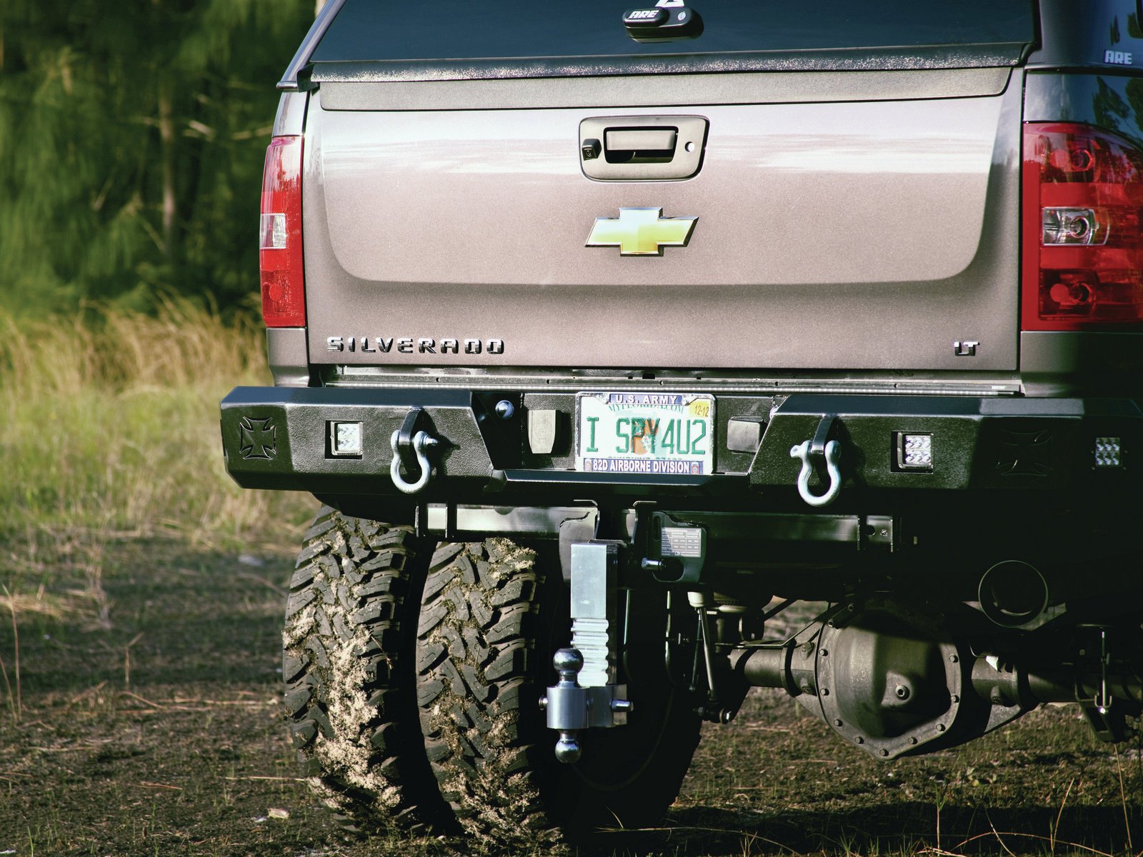 Chevy Silverado 3500 HD With Drop Hitch - Photo by American Force
