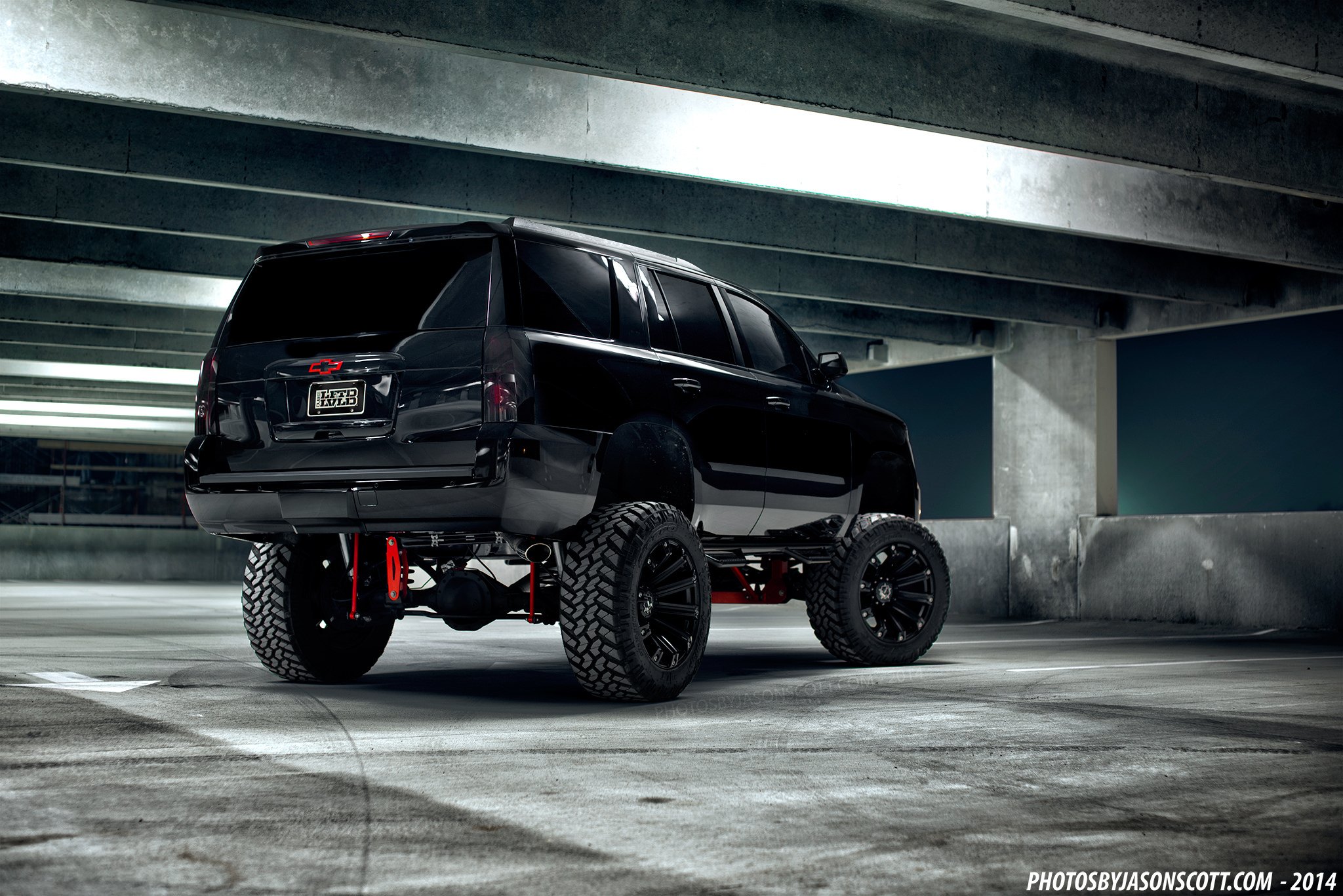 Chevy Tahoe on 37 inch Tires - Photo by Jason Scott