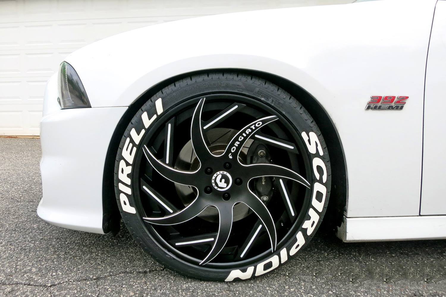 Custom Forgiato Wheels on White Dodge Charger - Photo by Forgiato