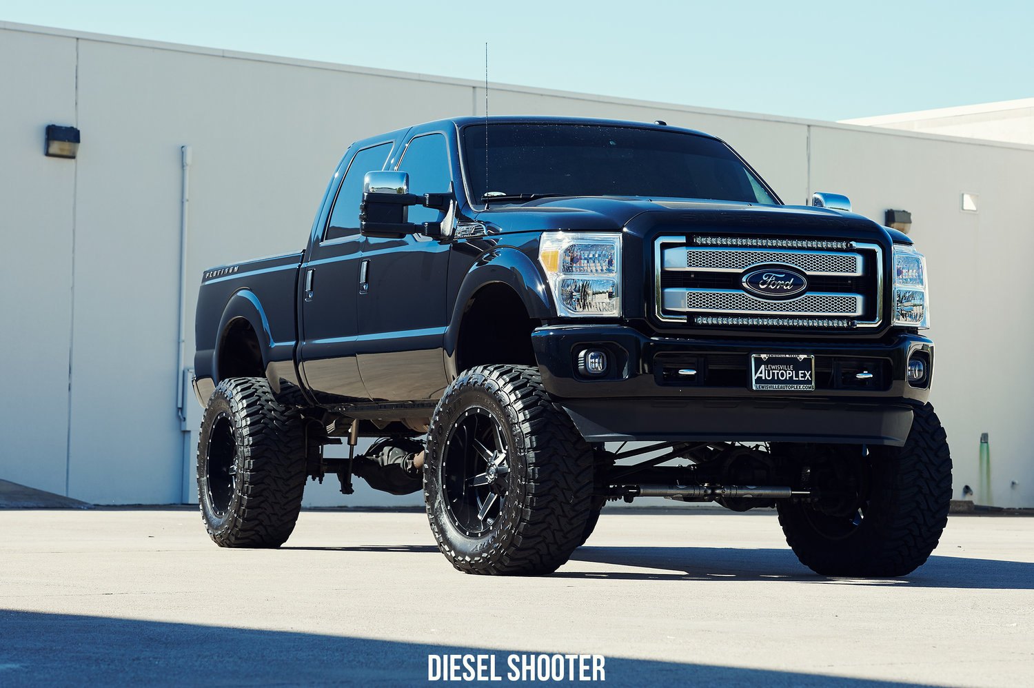 Fabtech Lift Kit with Dirt Logic Coilovers on Ford F-250 - Photo by Diesel Shooter