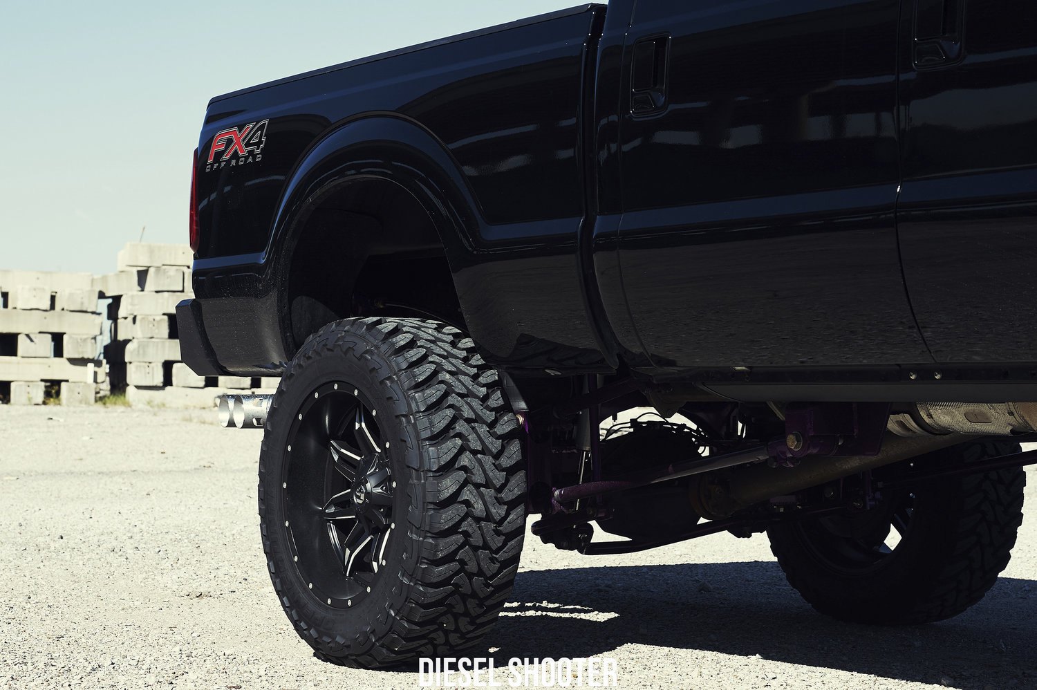 22 Inch Fuel Off-Road Lethal wheels on Custom Ford F-250 - Photo by Diesel Shooter