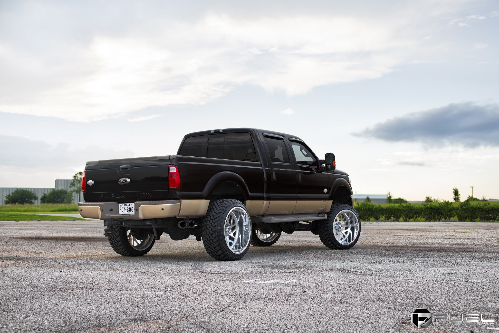 Aftermarket Rear Bumper on Black Ford F-250 - Photo by Fuel Offroad