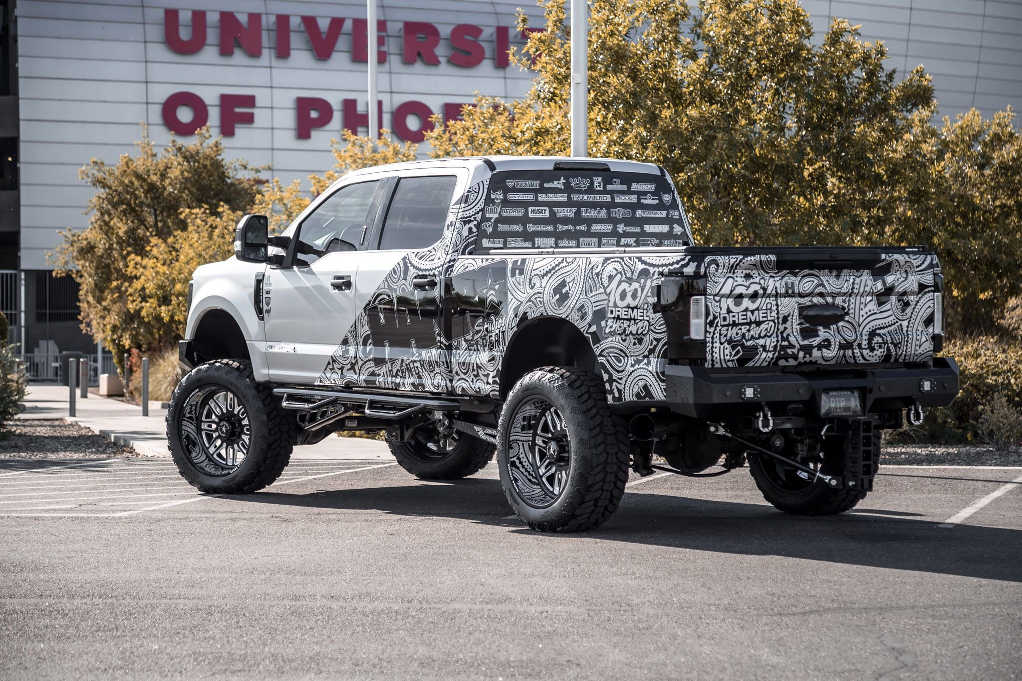 Off-Road Rear Bumper with Tow Hooks on Ford F-250 - Photo by Royal Pics