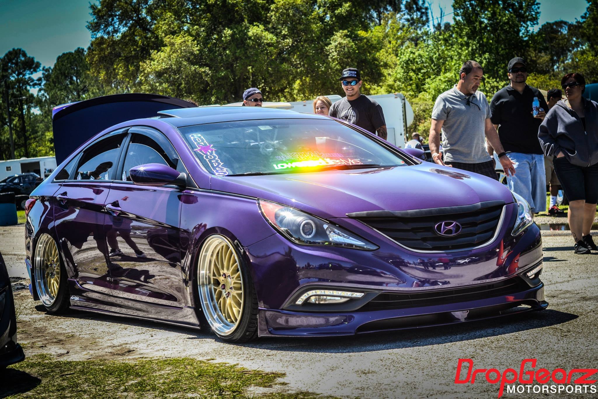 Slammed Hyundai Sonata With a Full Body Kit and Air Suspension - Photo by ACE Alloy