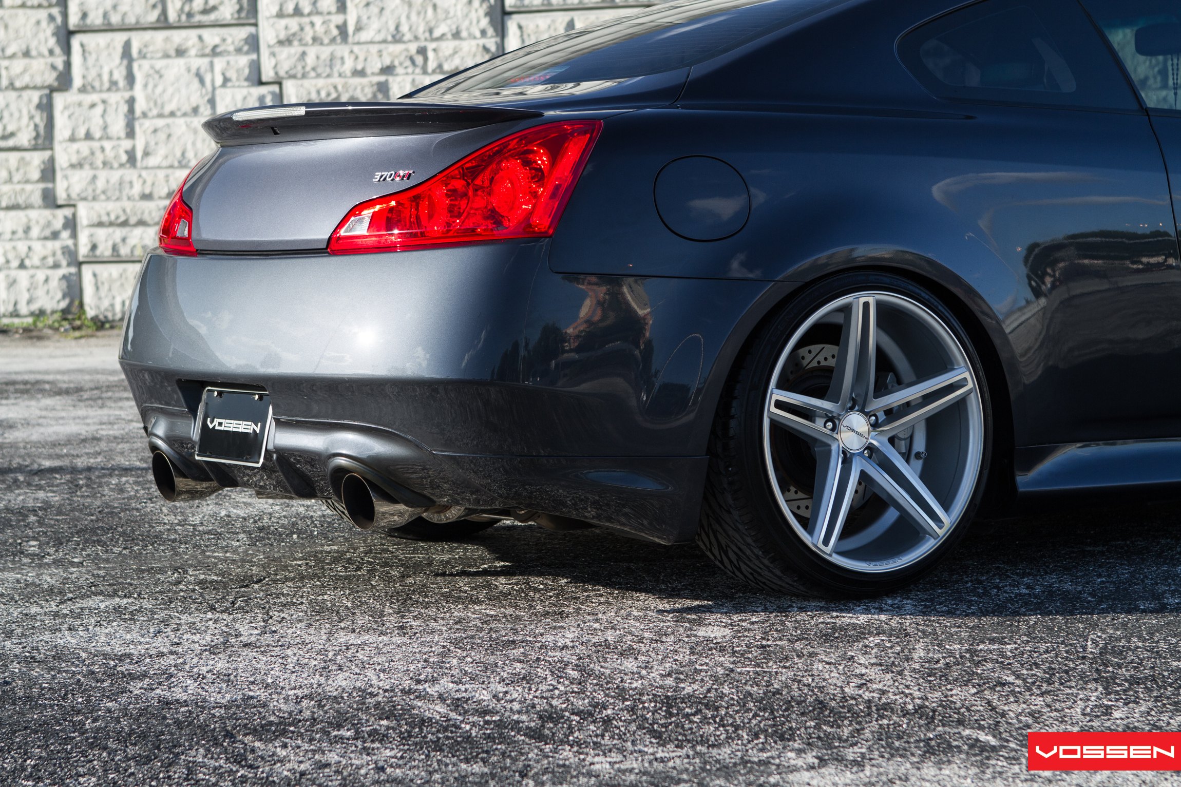 Rear Spoiler with Light on Gray Infiniti G37 - Photo by Vossen