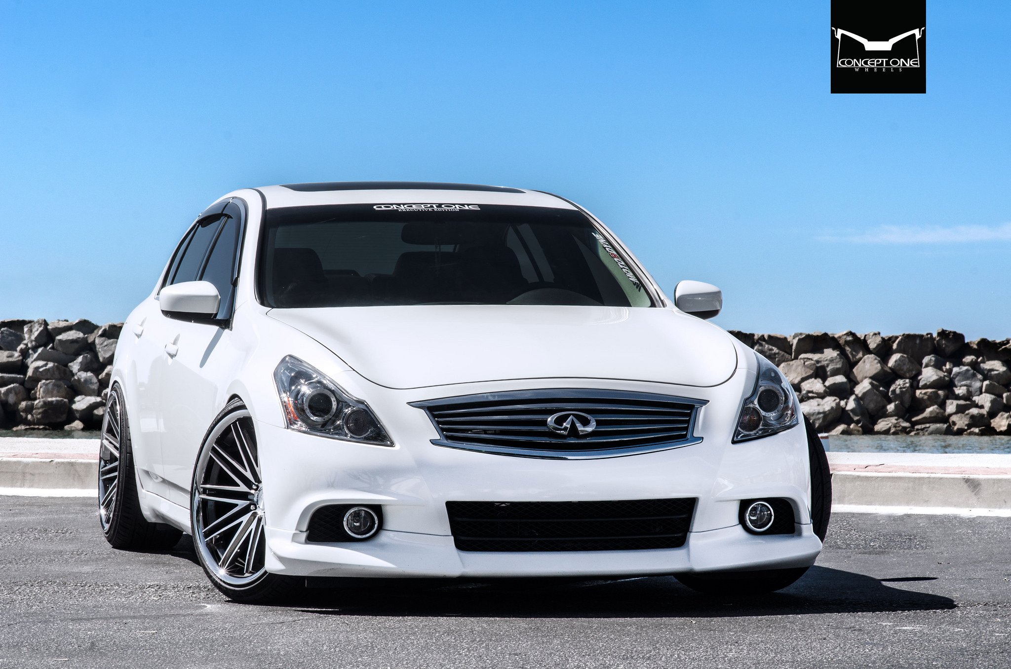 Chrome Billet Grille on White Infiniti G37 - Photo by Concept One