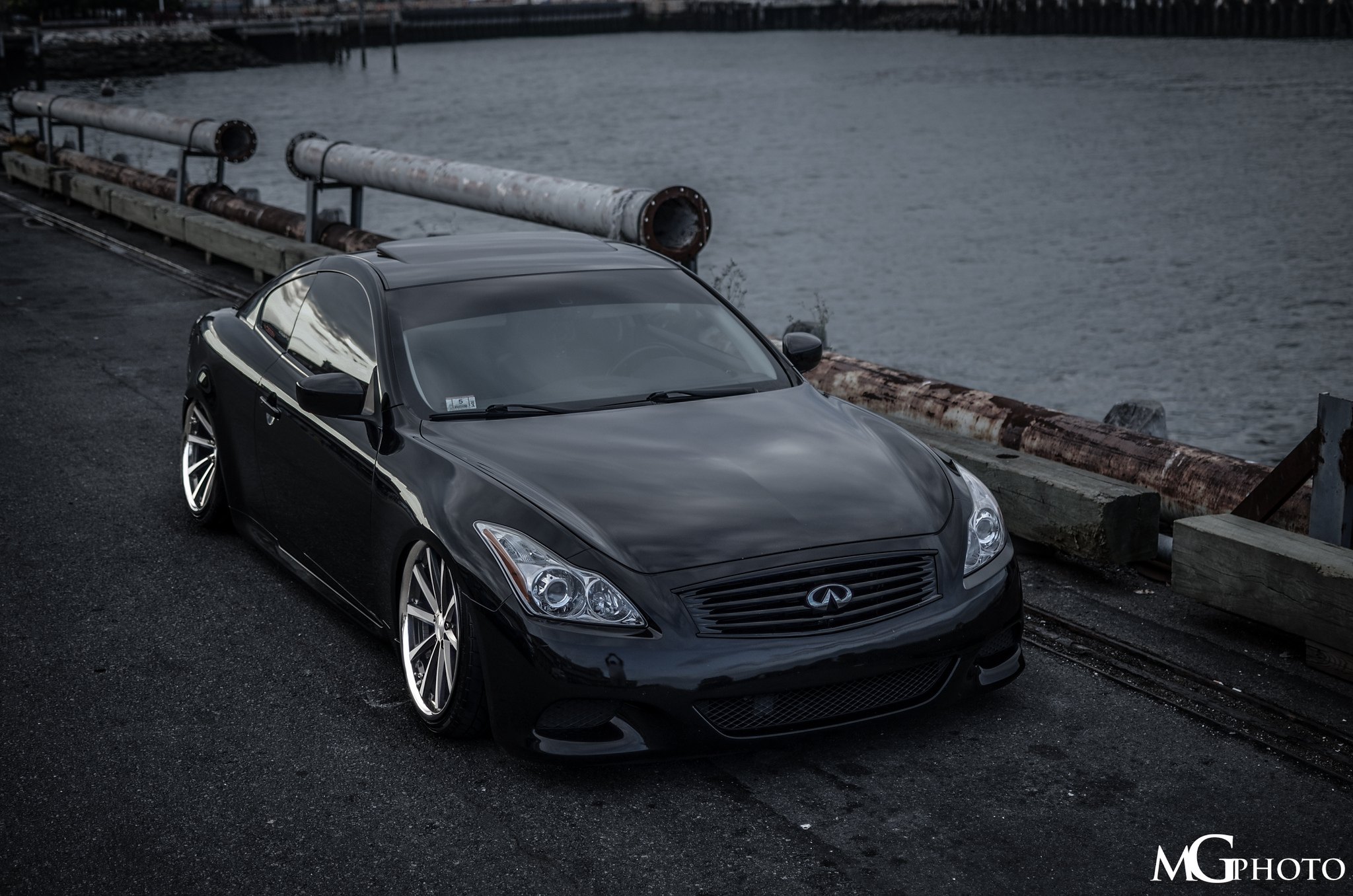 Black Infiniti G37 with Blacked Out Grille - Photo by Matthew Gaumont