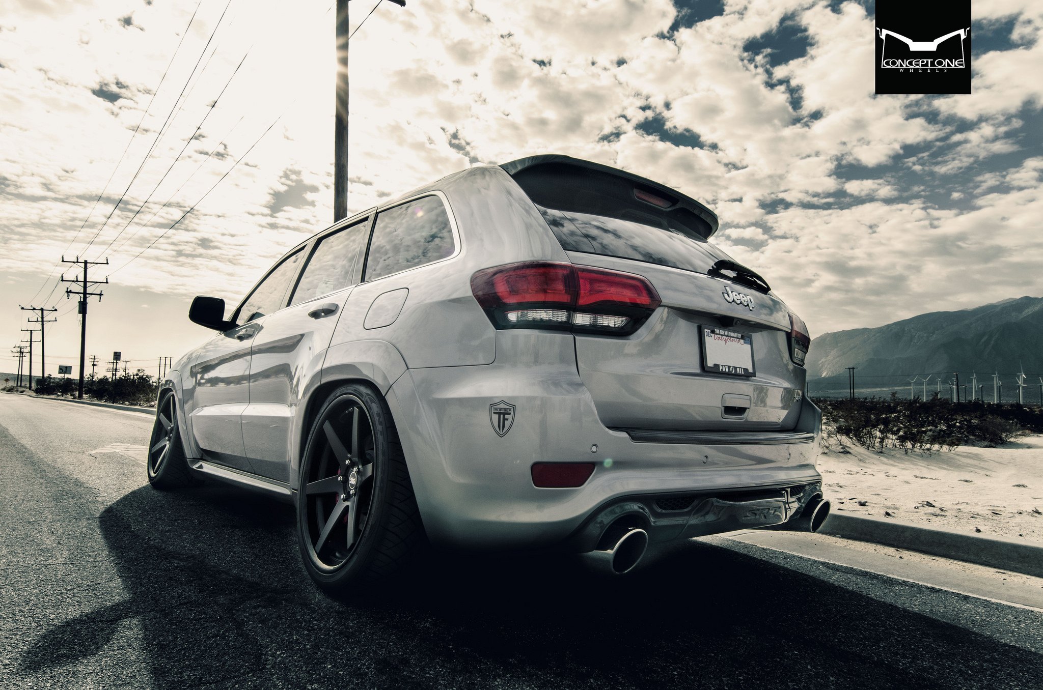 Jeep Grand Cherokee SRT With Camber - Photo by Concept ONE