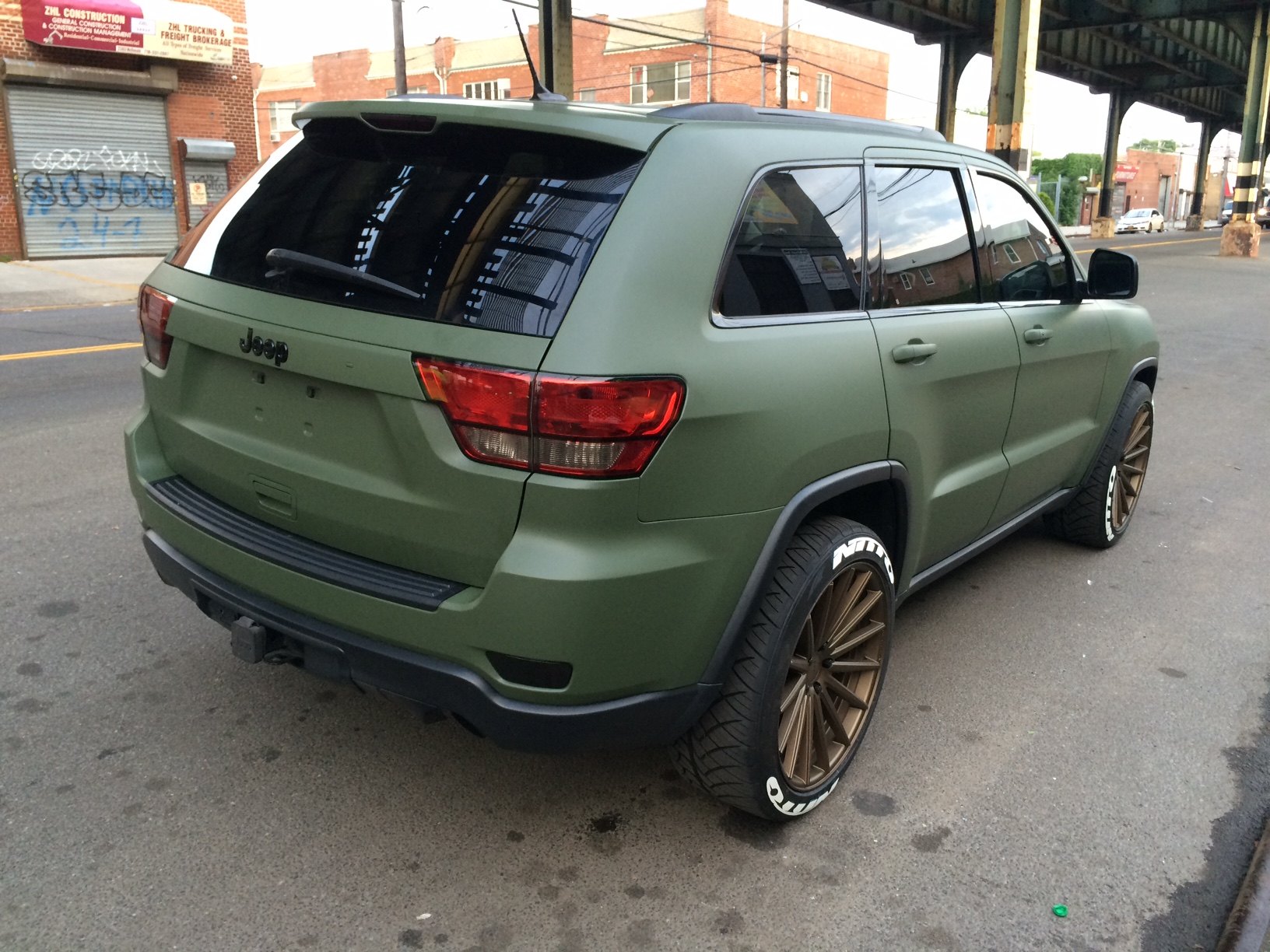 Roofline Spoiler on Green Matte Jeep Grand Cherokee - Photo by ONEighty NYC