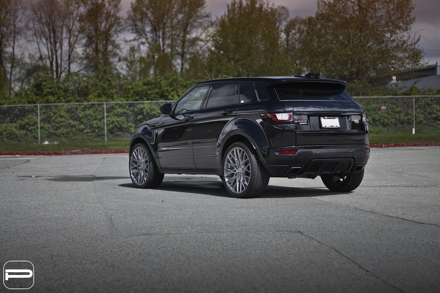 Black Range Rover Evoque with Aftermarket Rear Diffuser - Photo by PUR Wheels