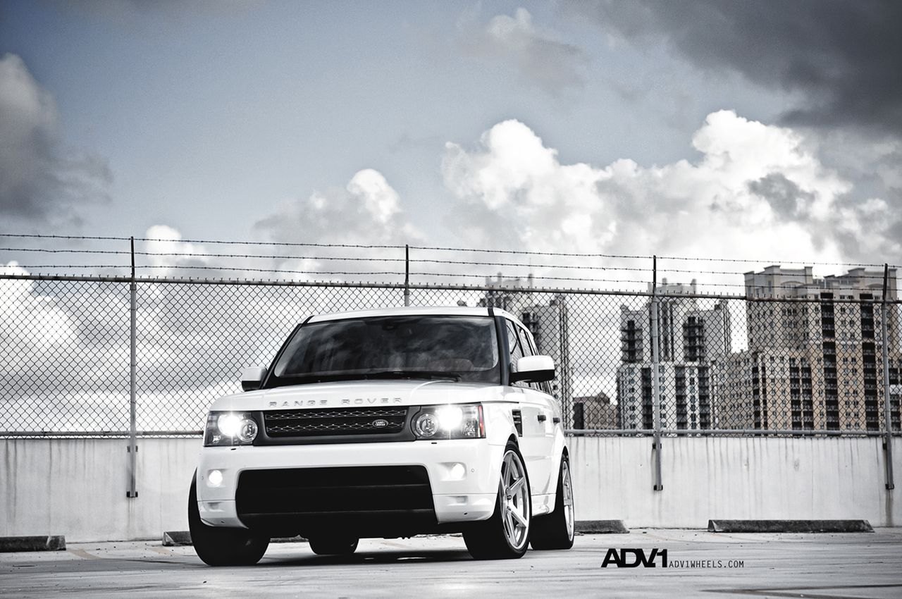 Custom Front Bumper on White Range Rover Sport - Photo by ADV.1