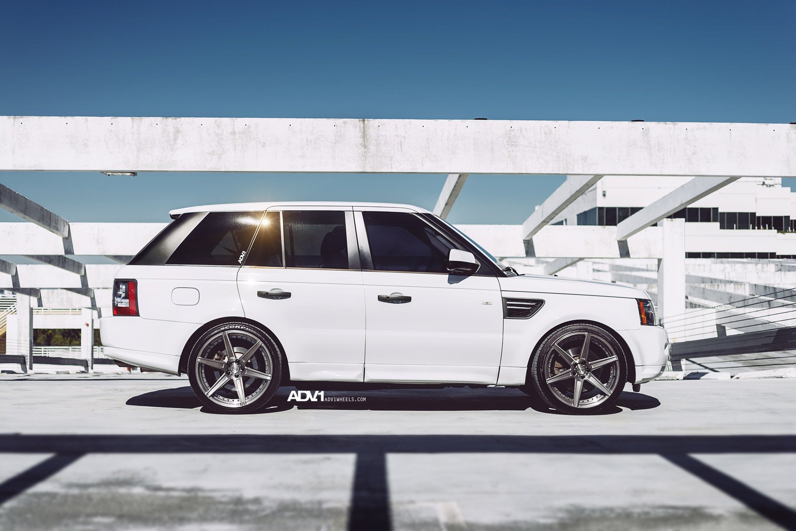 White Range Rover Sport Bumper Air Ducts - Photo by ADV.1
