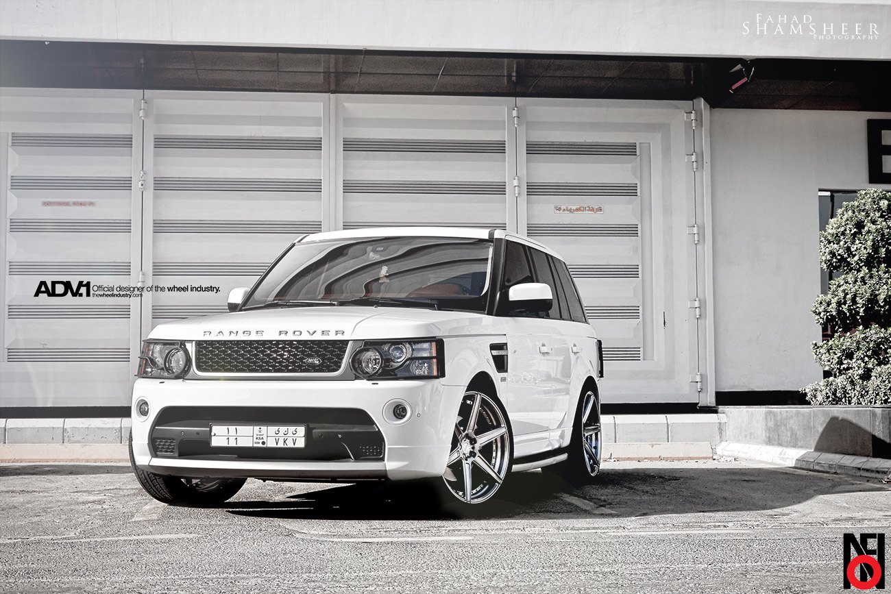 Front Bumper with Fog Lights on White Range Rover Sport - Photo by ADV.1