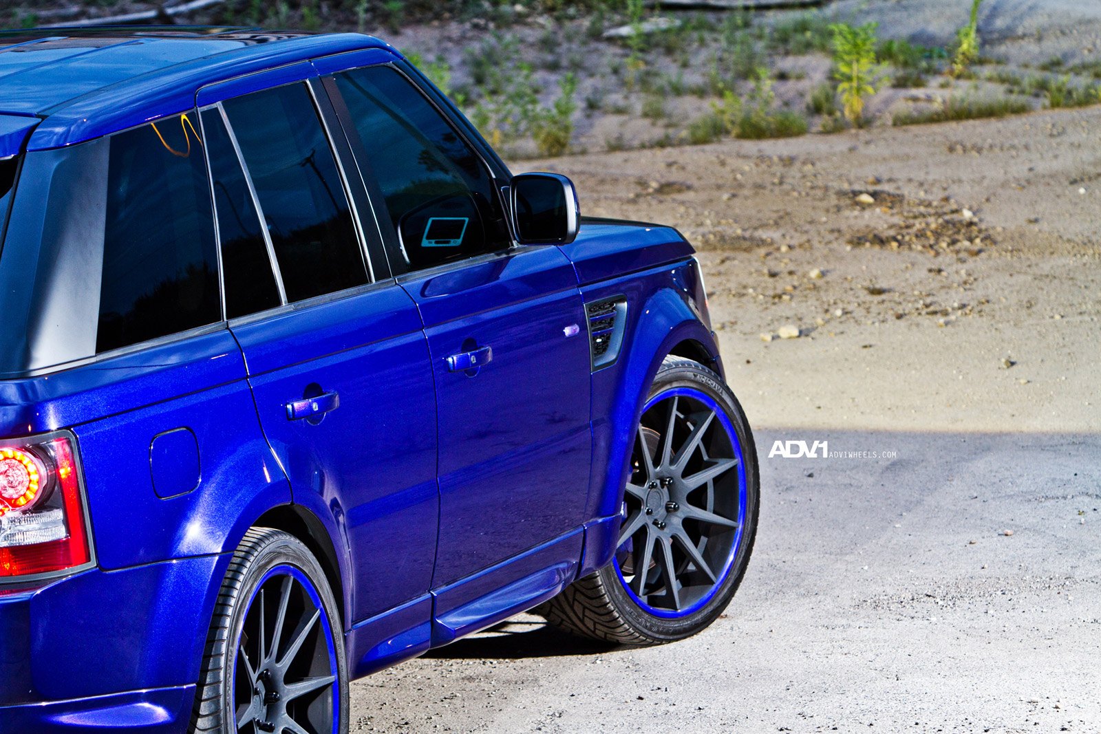 Blue Range Rover Sport with Red LED Taillights - Photo by ADV.1