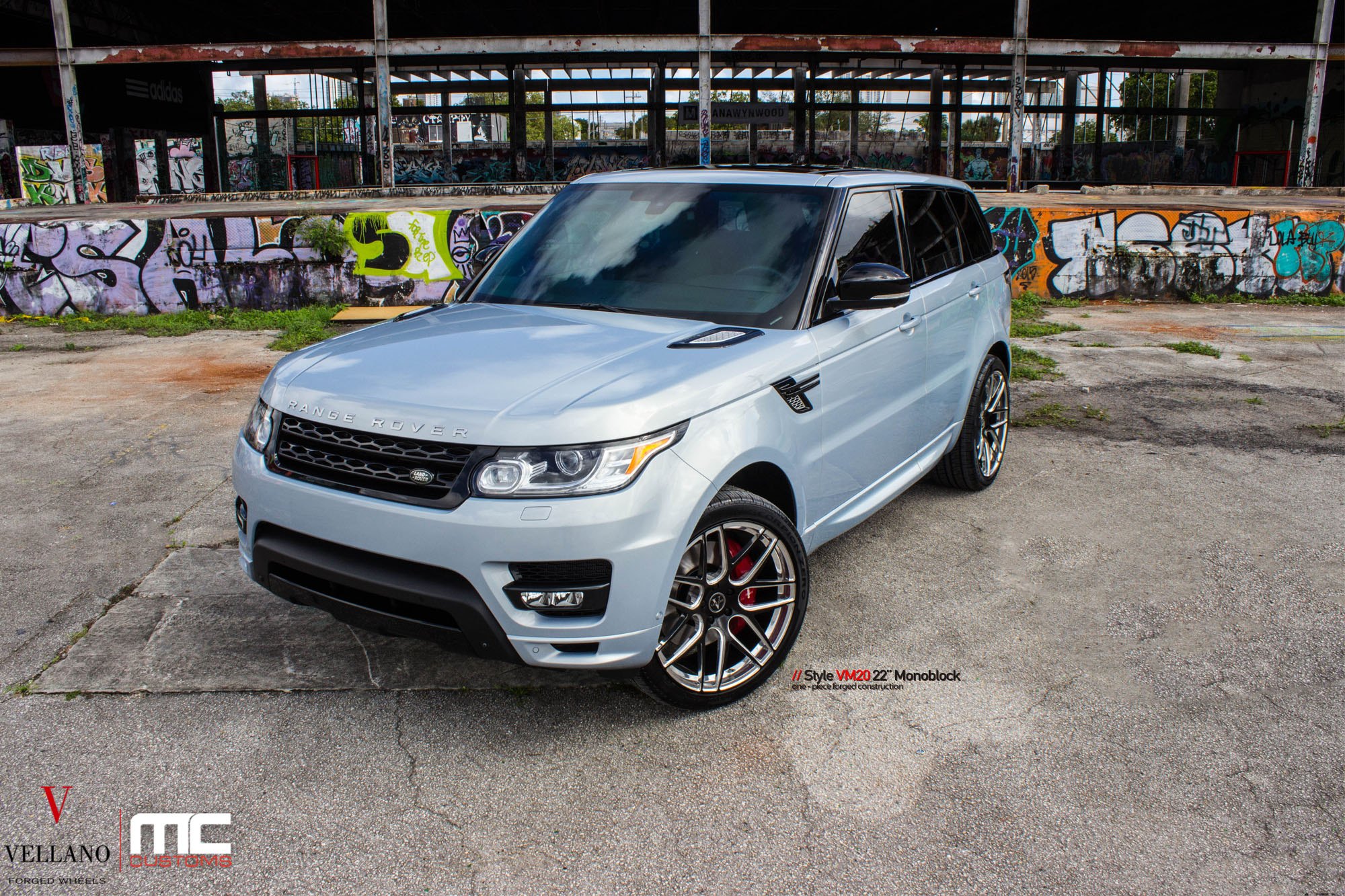 Aftermarket Vented Hood on Blue Range Rover Sport - Photo by Vellano