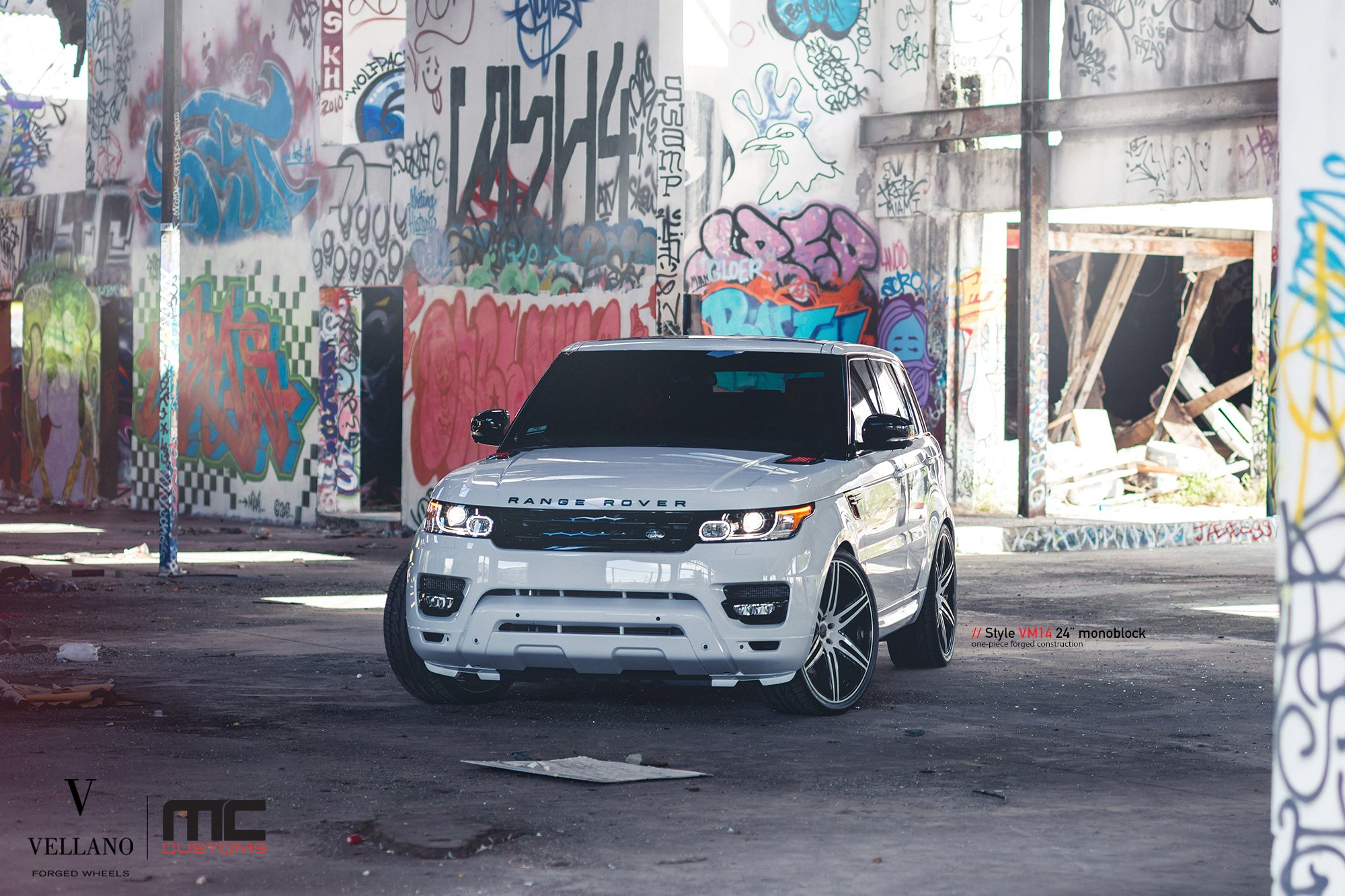 Front Bumper with LED Lights on Range Rover Sport - Photo by Vellano