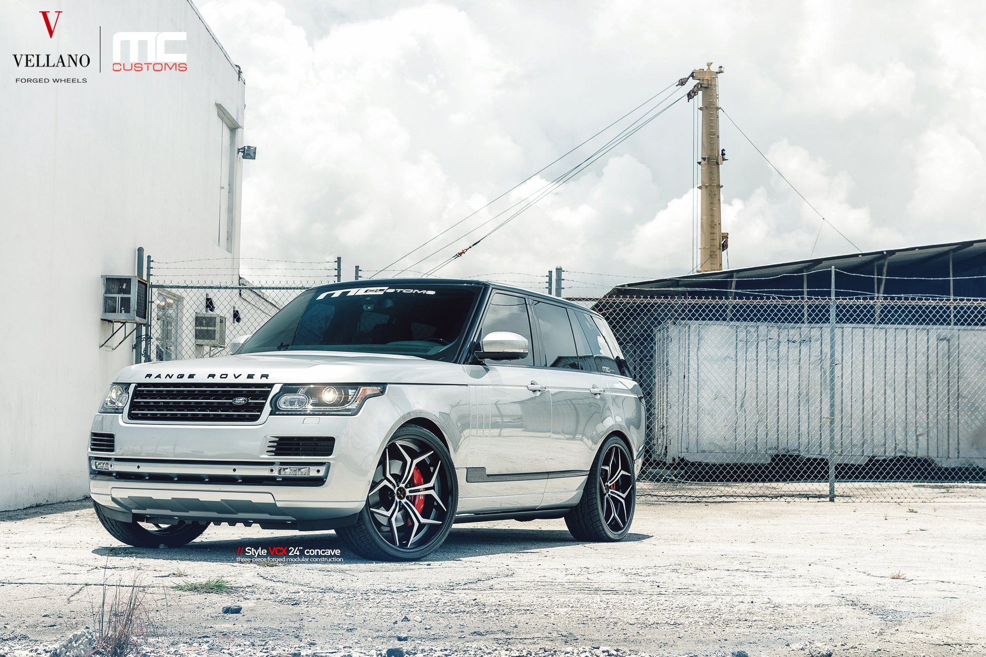 White Range Rover Sport with Aftermarket Bumper Guard - Photo by Vellano