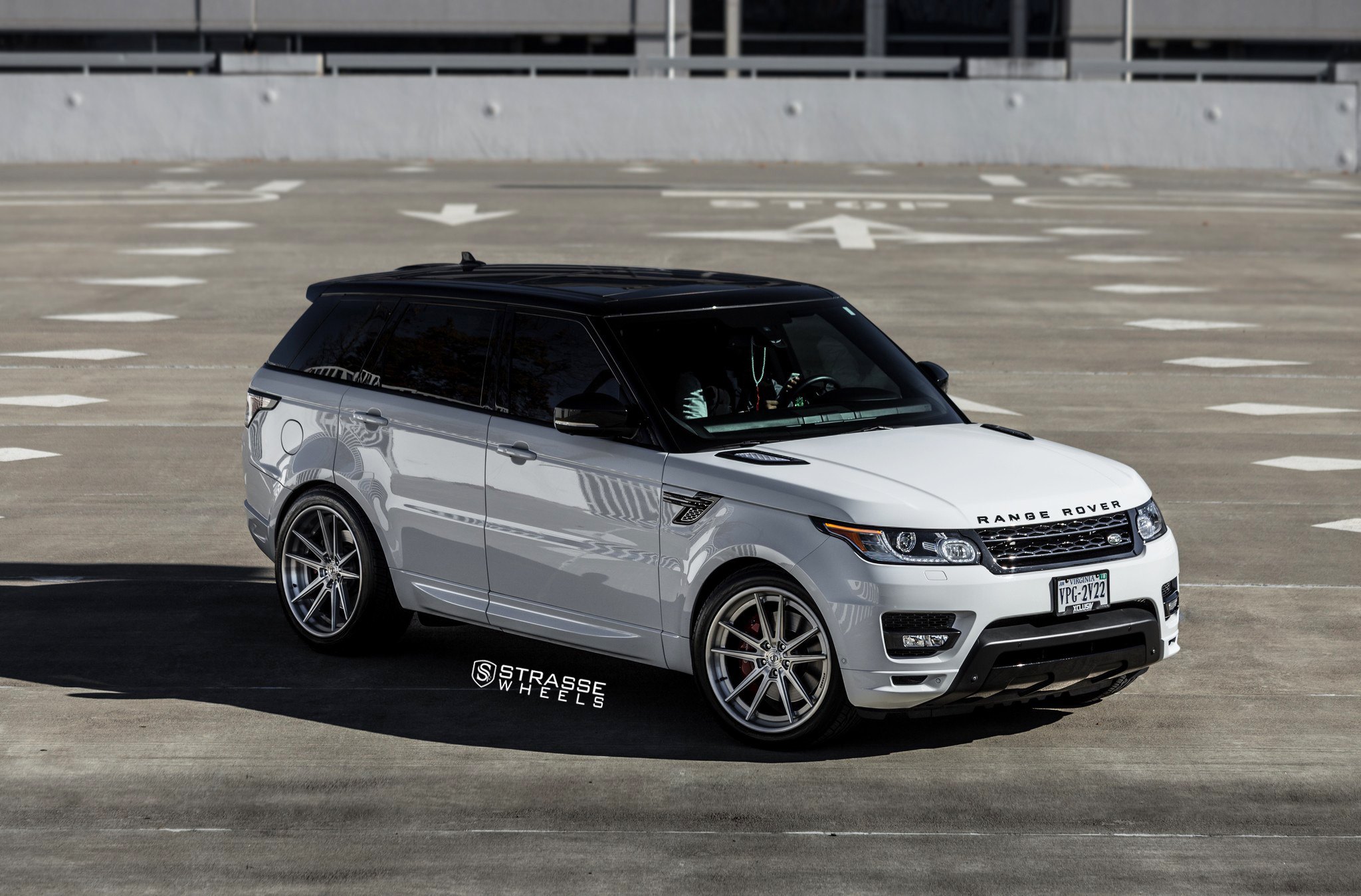 White Range Rover Sport with Custom Bumper Guard - Photo by Strasse Forged
