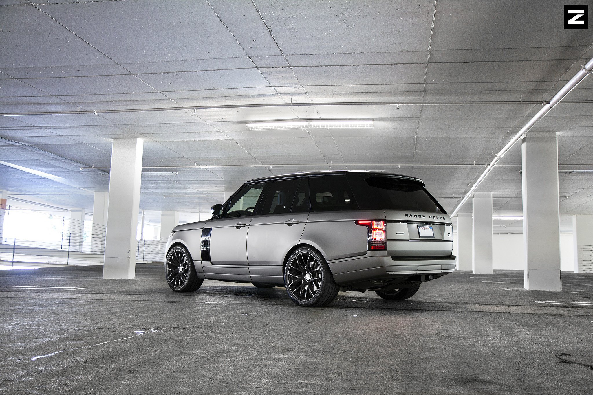 Roofline Spoiler with Light on Gray Range Rover - Photo by Zito Wheels