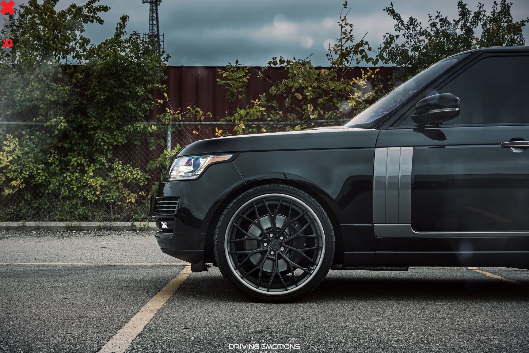 Satin Black Anrky Wheels on Custom Range Rover - Photo by Anrky Wheels