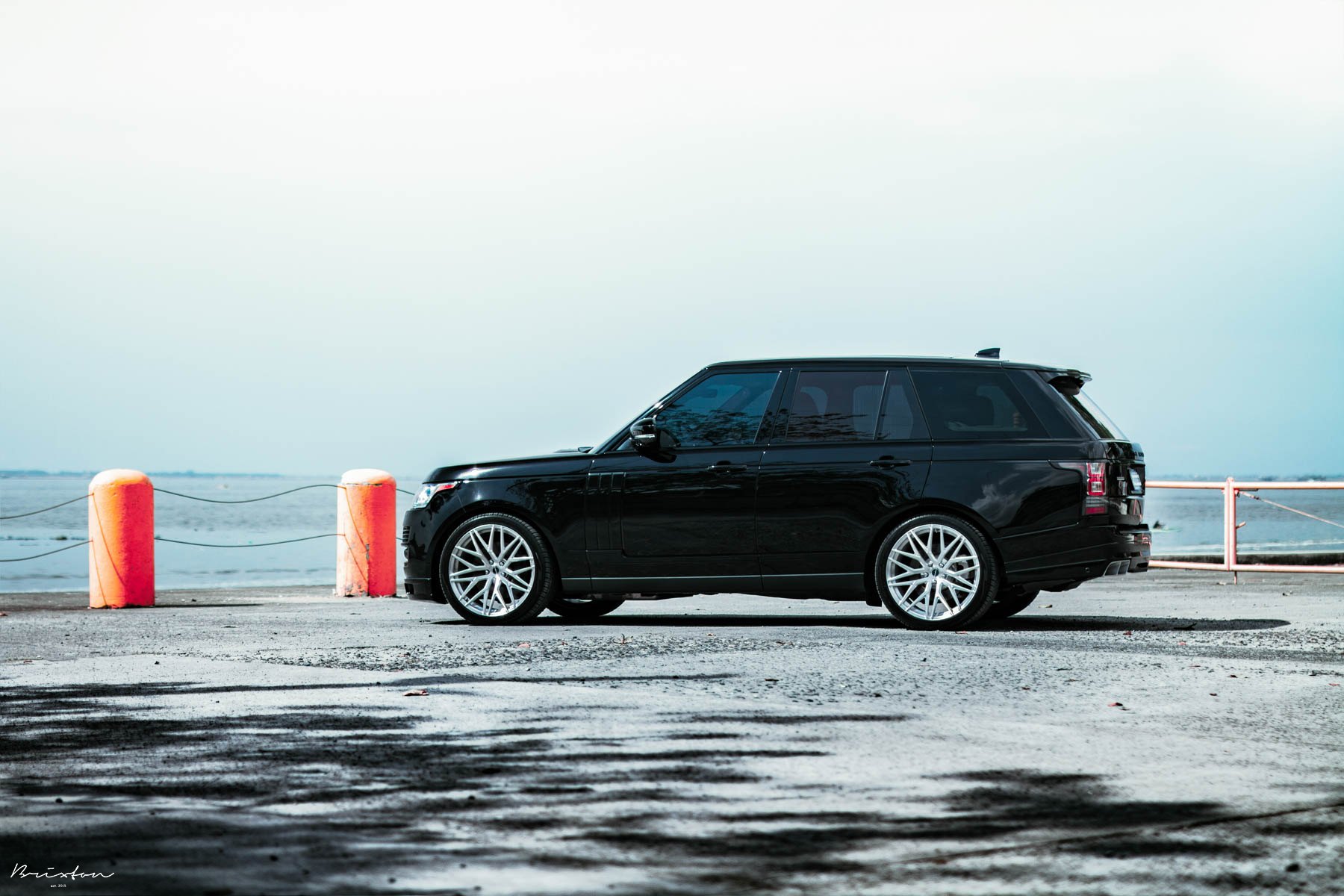 Black Range Rover with Custom Silver Brixton Wheels - Photo by Brixton Forged Wheels