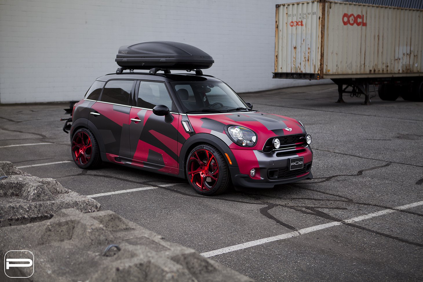Custom Painted Mini Countryman with Red PUR Wheels - Photo by PUR Wheels