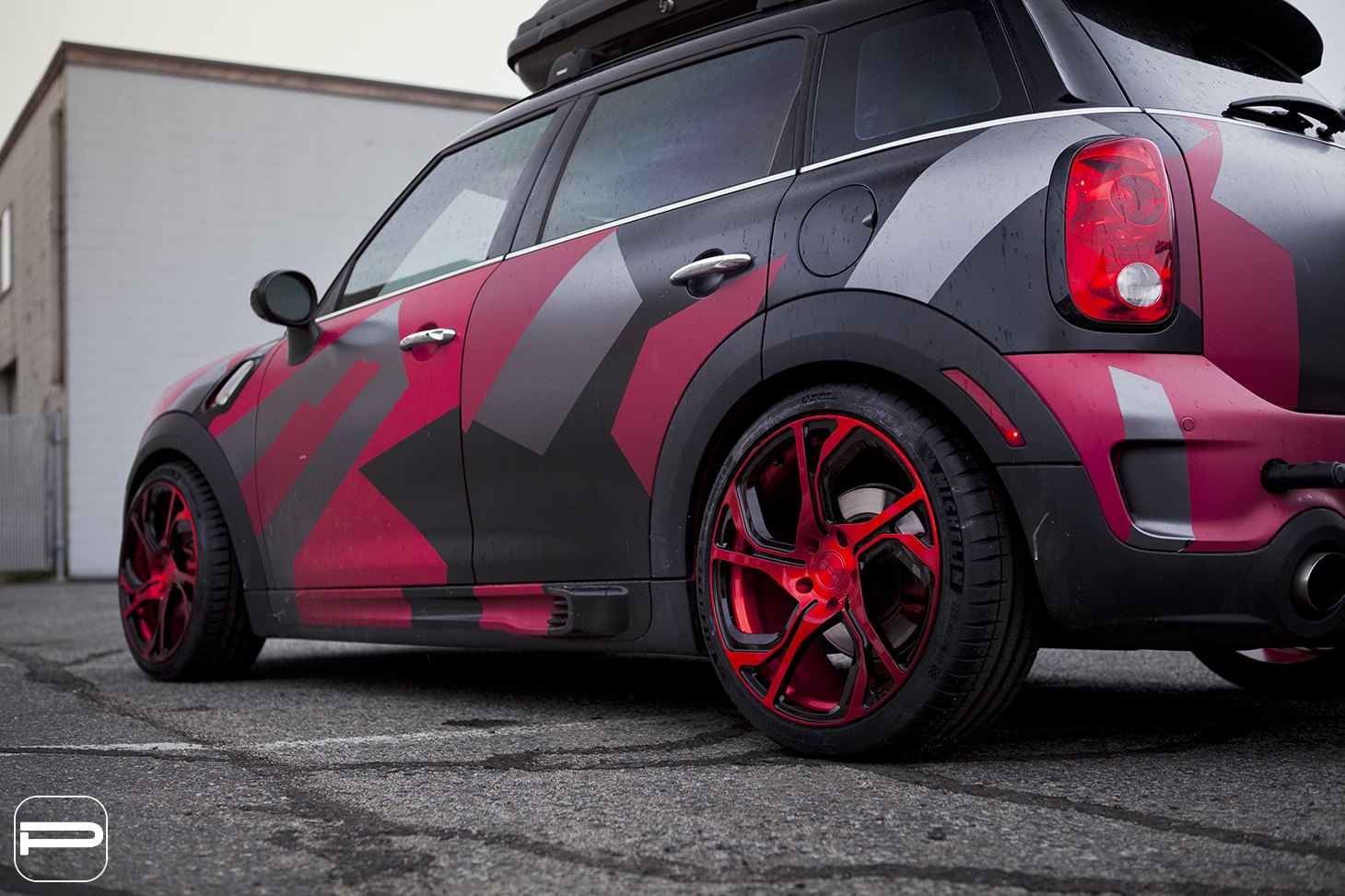 Custom Painted Mini Countryman on Michelin Tires - Photo by PUR Wheels