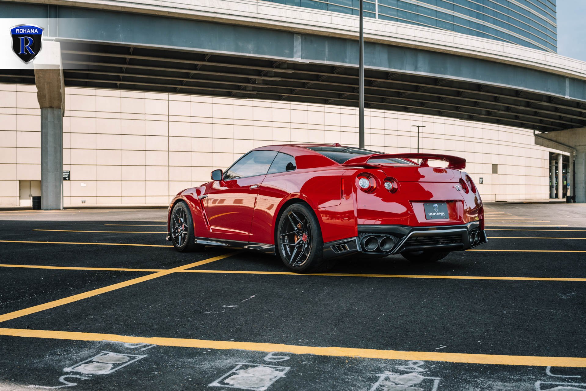 Red Nissan GT-R with Aftermarket Rear Diffuser - Photo by Rohana Wheels